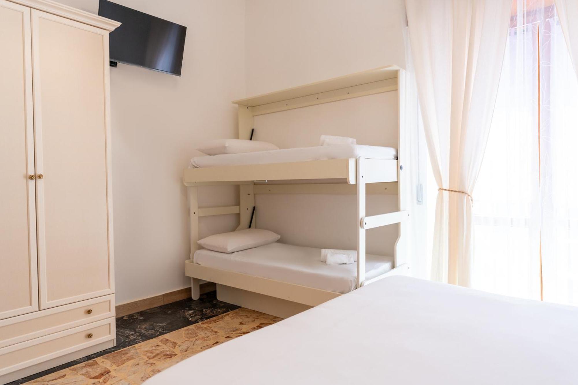Tombolata Hotel Napoli Ngoại thất bức ảnh