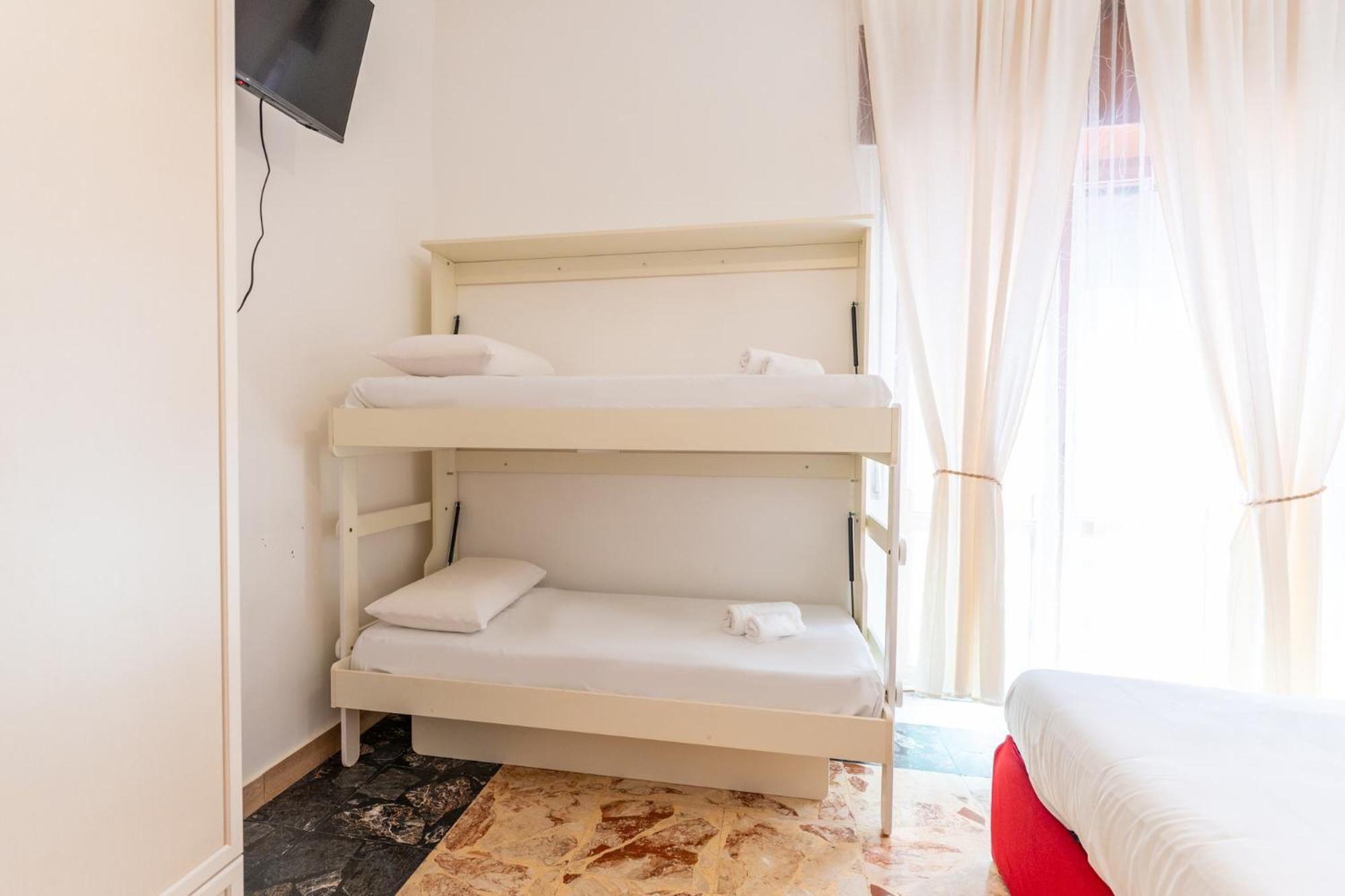 Tombolata Hotel Napoli Ngoại thất bức ảnh